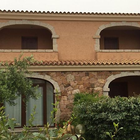 Villetta Il Corallo San Teodoro  Exteriör bild